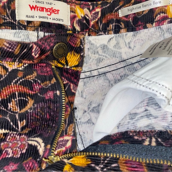Wrangler Jeans High Rise Fierce Flare Floral Corduroy Jeans in size 4 - Picture 14 of 16